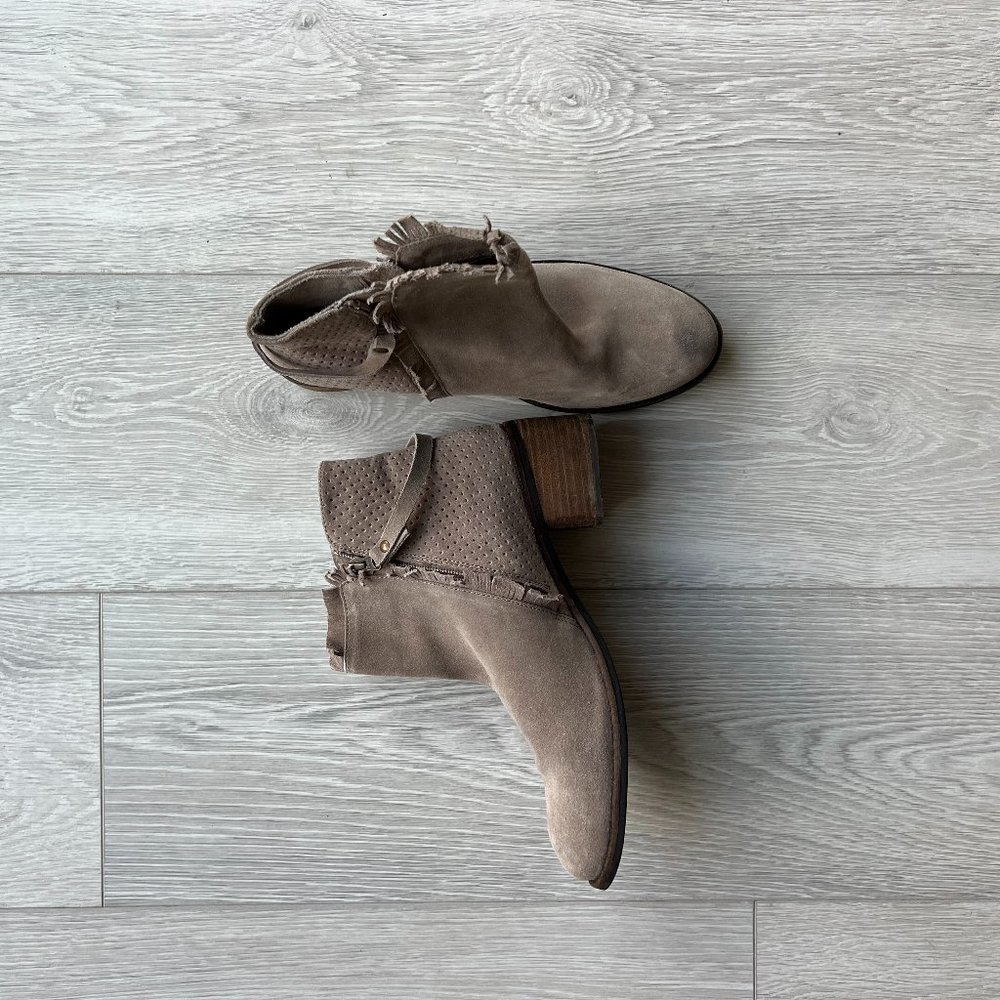 Fall / Winter Booties Size 10